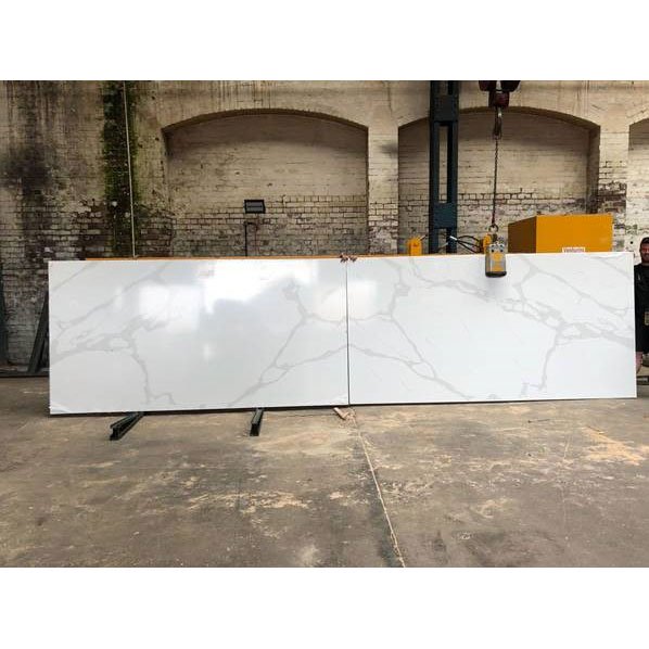 Unique Quartz Calacatta – Worktops At Trade